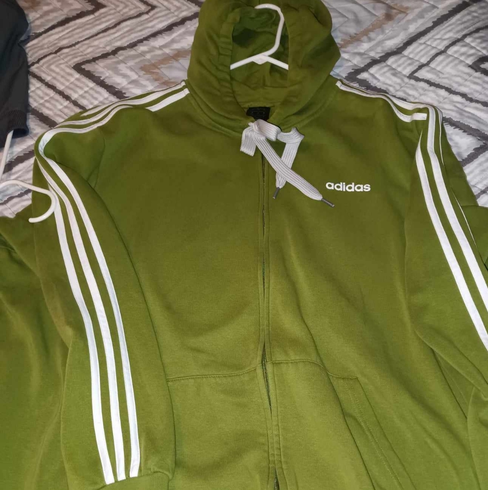 OLIVE GREEN ADIDAS HOODED SWEAT JACKET